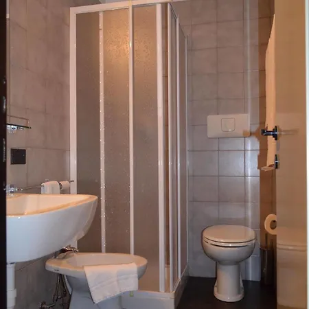 Giardino Hotel 2*
