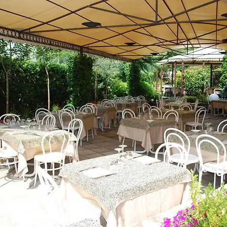 Hotel Giardino 2*
